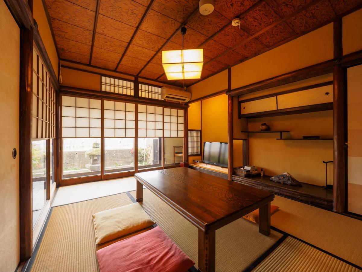 Ferienhaus 100 Years Old Traditional Machiya Townhouse - K's *