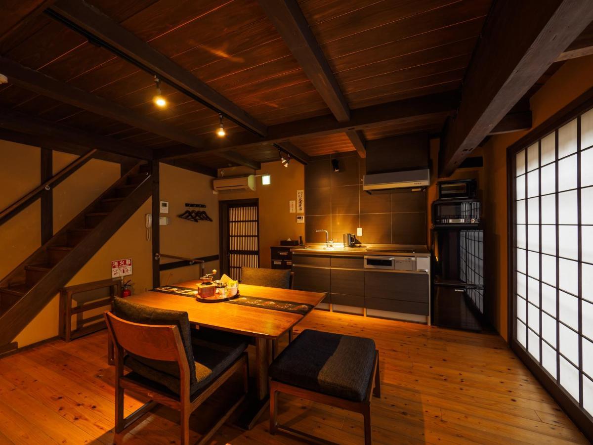 Ferienhaus 100 Years Old Traditional Machiya Townhouse - K's